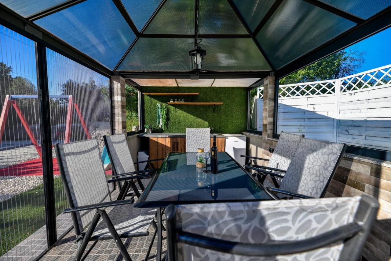 Luxurious Villa Natali Pridraga ภายนอก รูปภาพ