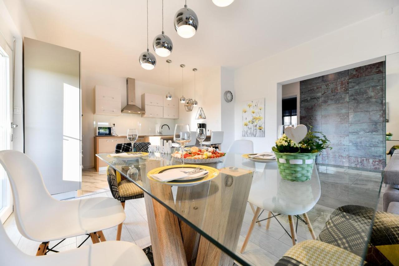 Luxurious Villa Natali Pridraga ภายนอก รูปภาพ