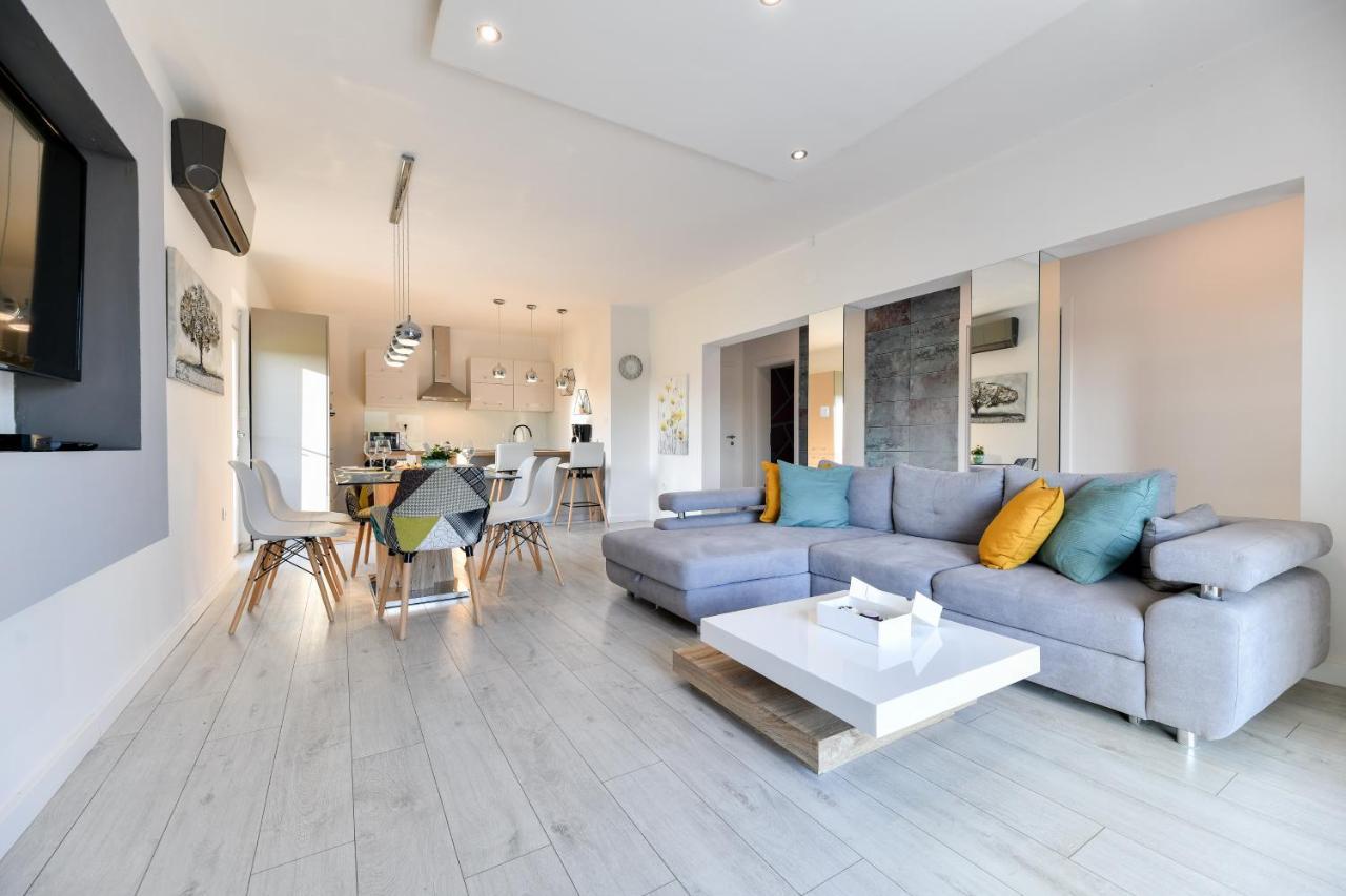 Luxurious Villa Natali Pridraga ภายนอก รูปภาพ